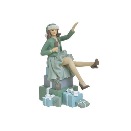 Χριστουγεννιάτικο Διακοσμητικό Γυναικεία Φιγούρα με Δώρα Resin 15x10x18cm Inart 2-70-922-0093